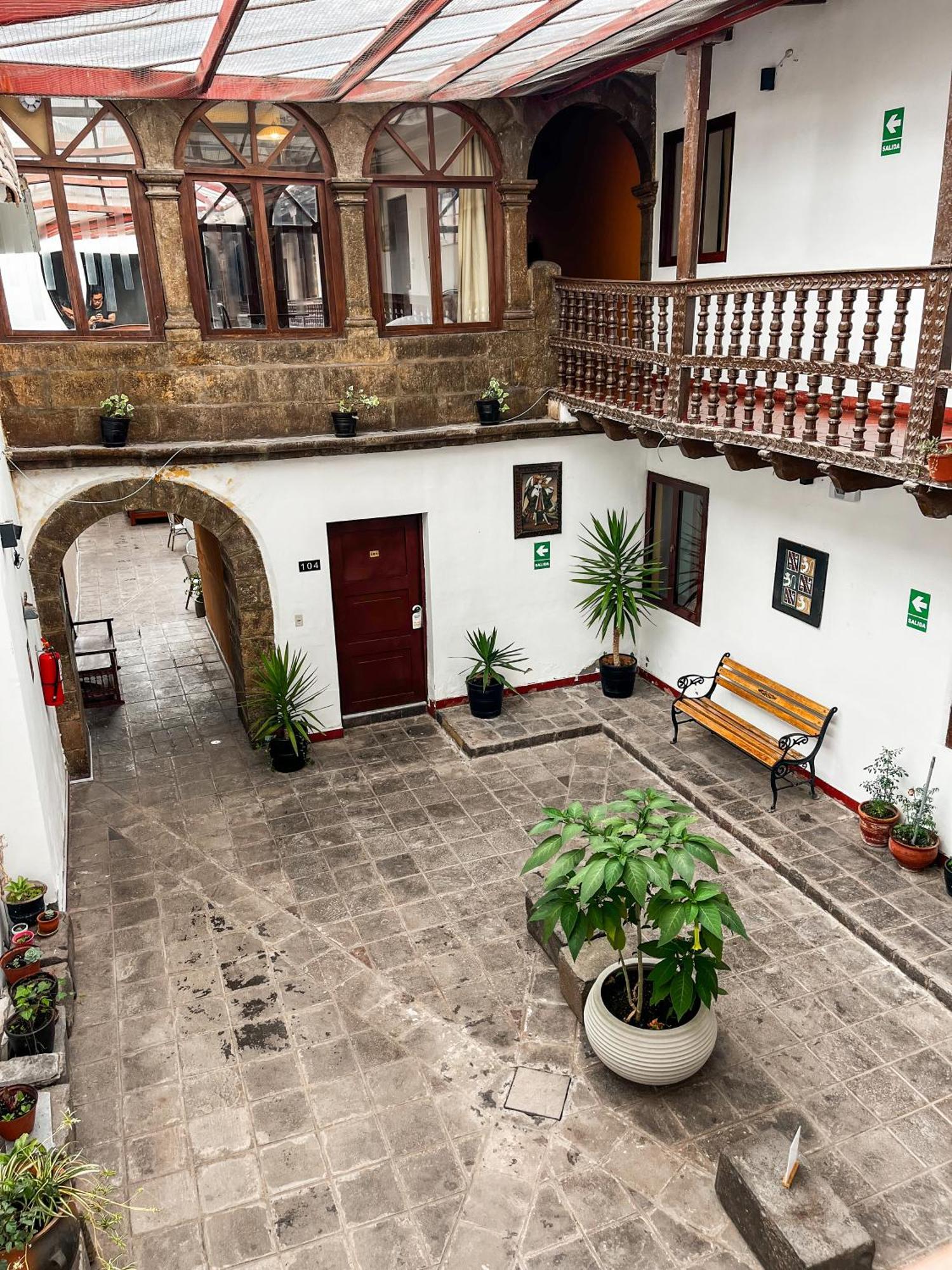 Hotel Cusco Plaza Saphi エクステリア 写真