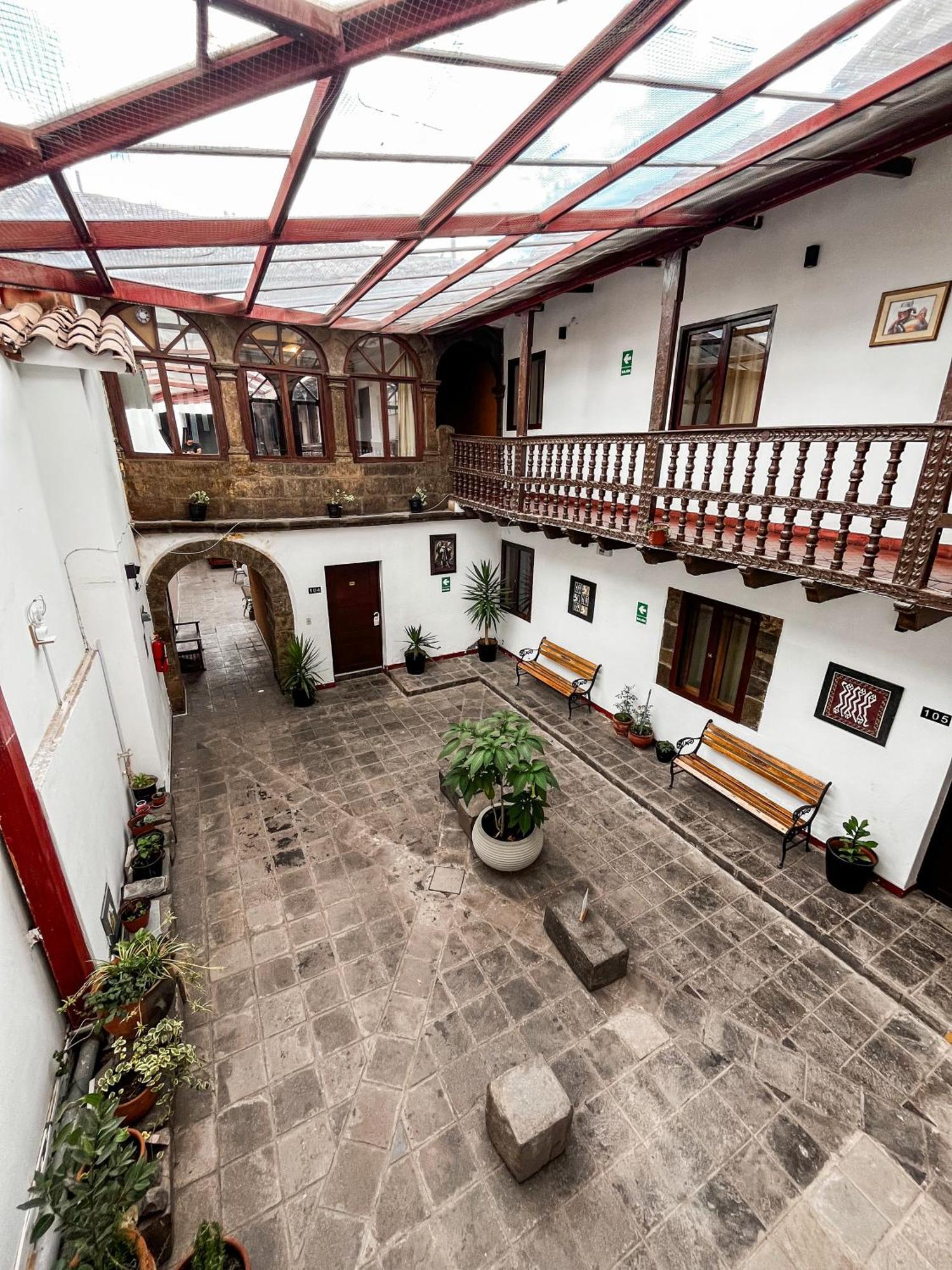 Hotel Cusco Plaza Saphi エクステリア 写真
