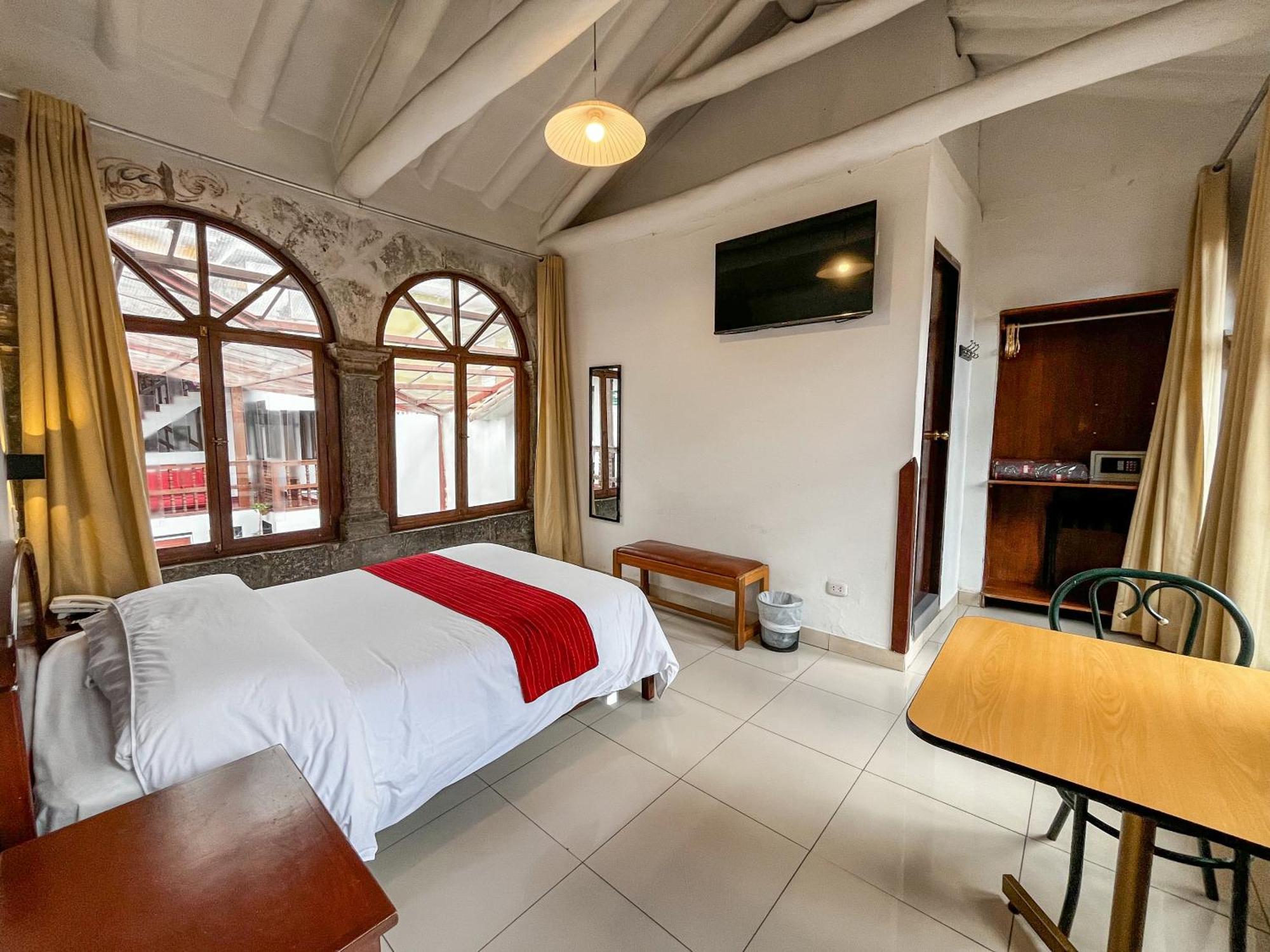 Hotel Cusco Plaza Saphi エクステリア 写真