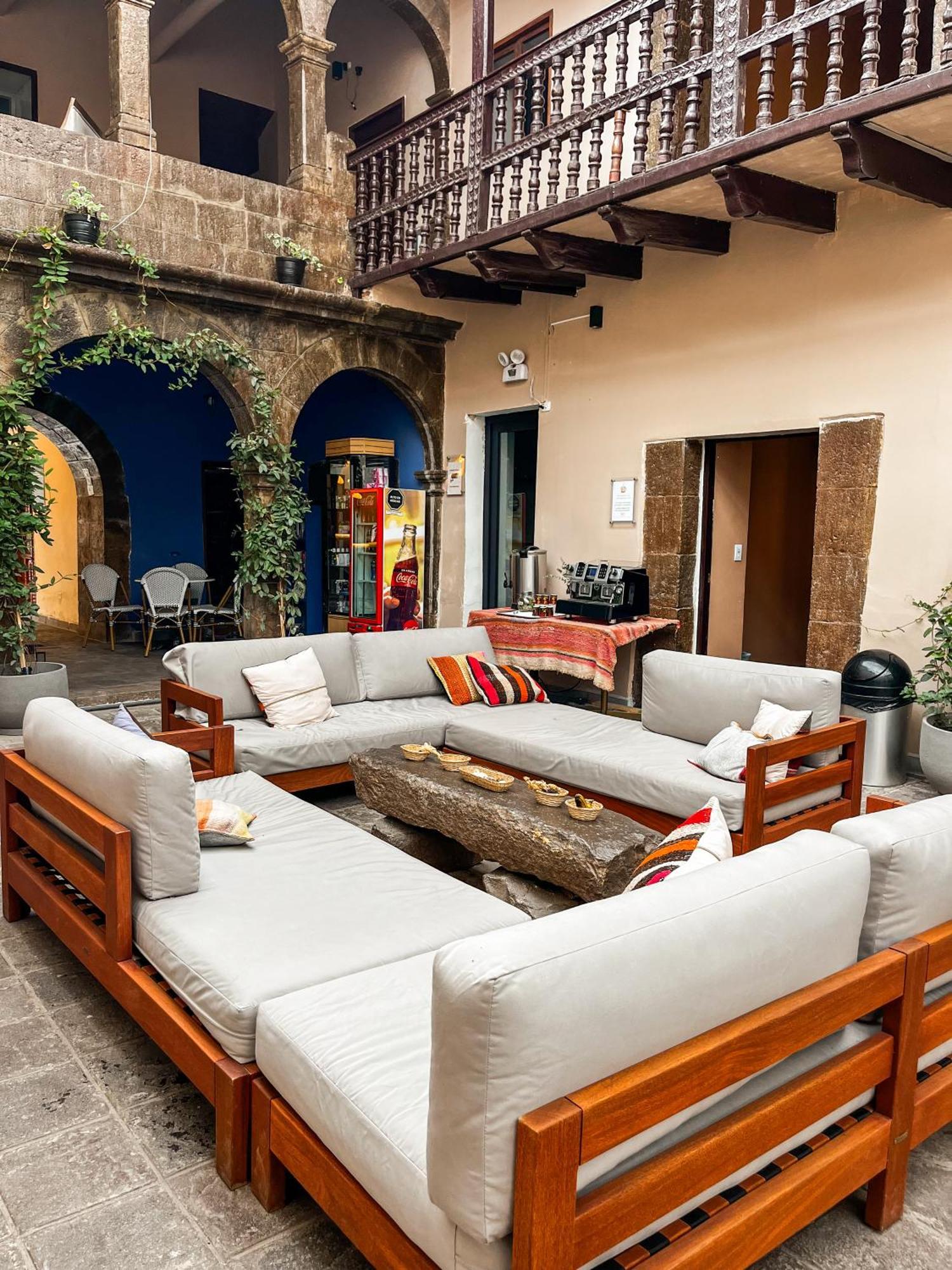 Hotel Cusco Plaza Saphi エクステリア 写真