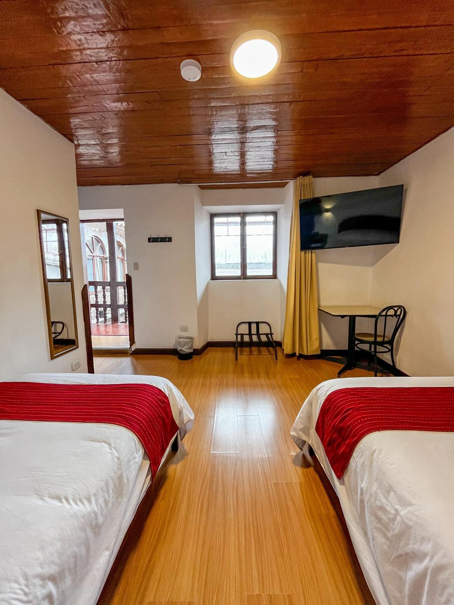 Hotel Cusco Plaza Saphi エクステリア 写真