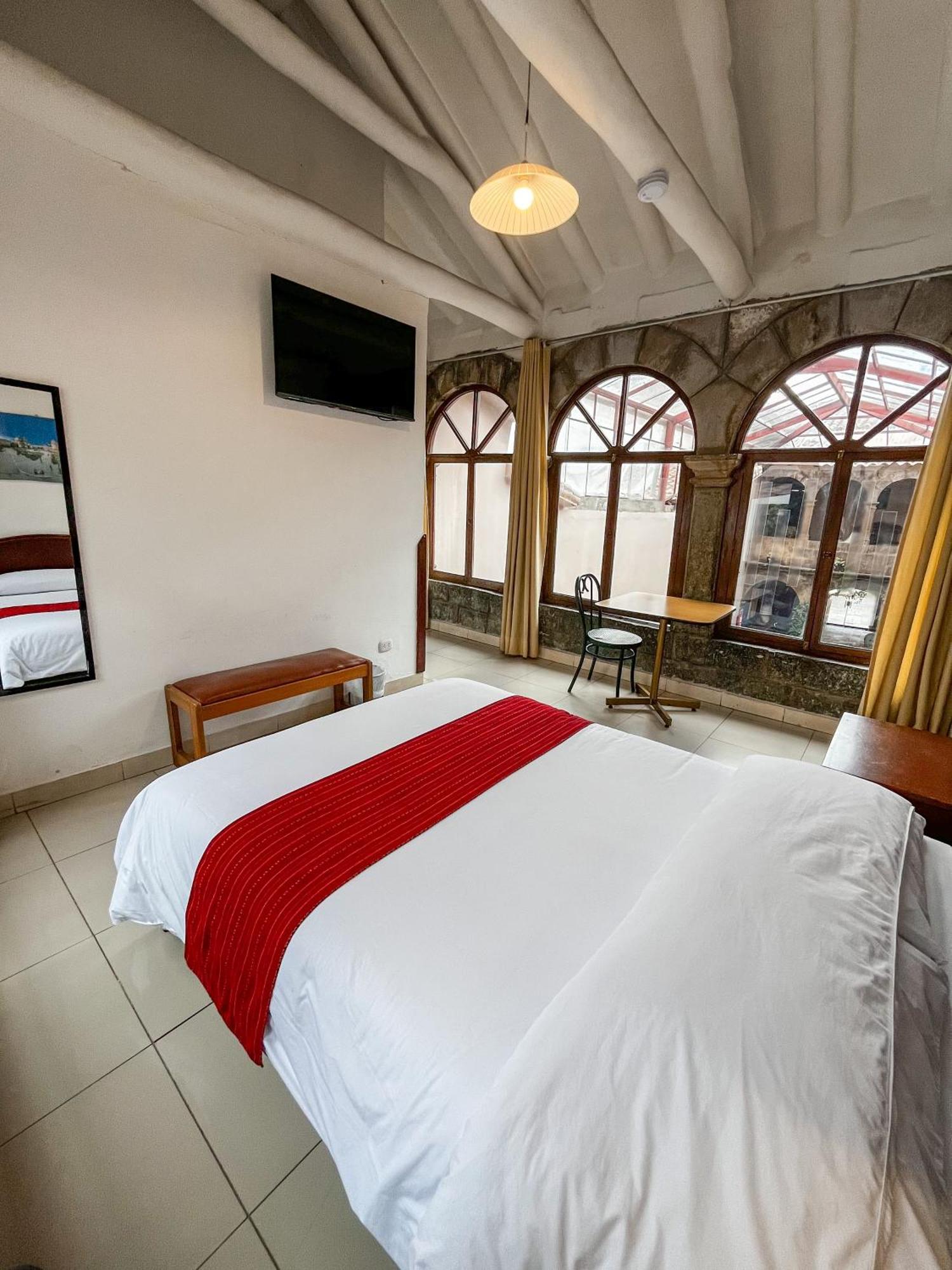 Hotel Cusco Plaza Saphi エクステリア 写真