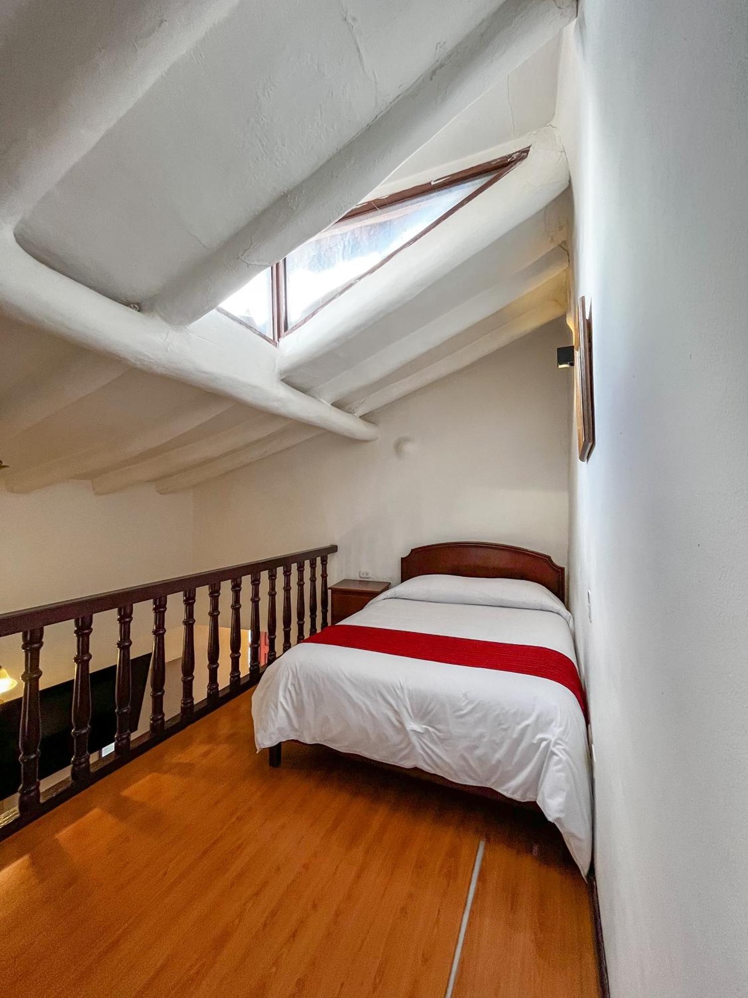 Hotel Cusco Plaza Saphi エクステリア 写真