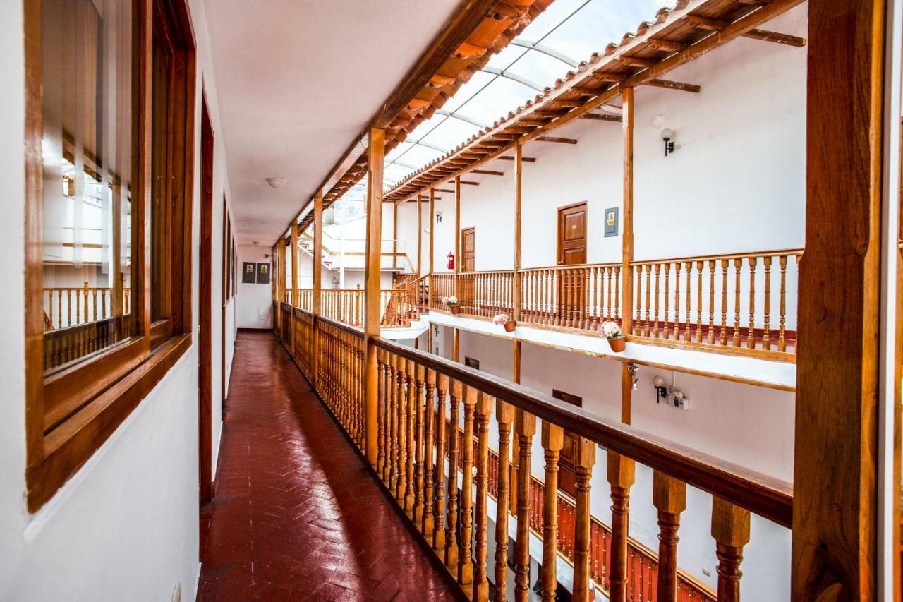 Hotel Cusco Plaza Saphi エクステリア 写真