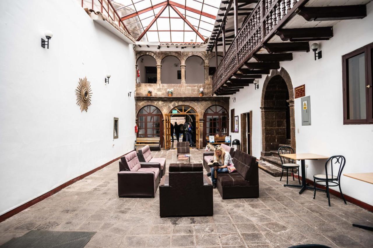 Hotel Cusco Plaza Saphi エクステリア 写真